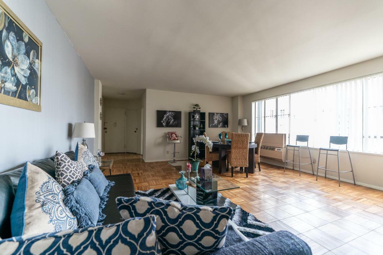 2 Bedroom With A View Near The Grove Appartement