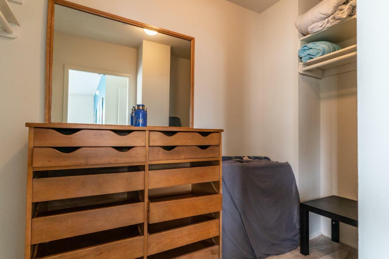 2 Bedroom With A View Near The Grove Appartement