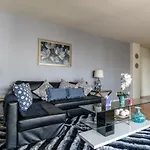 2 Bedroom Condo With A View Near The Grove