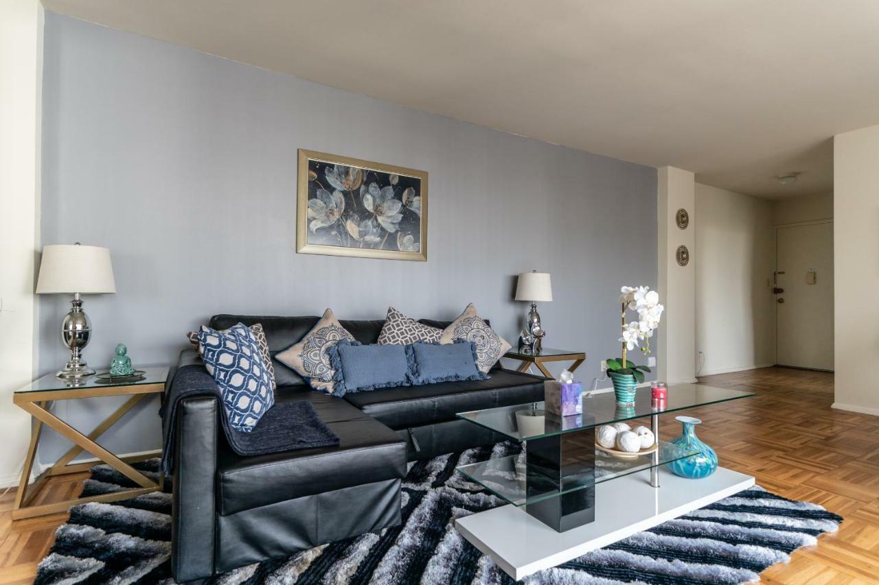 2 Bedroom With A View Near The Grove * Los Angeles